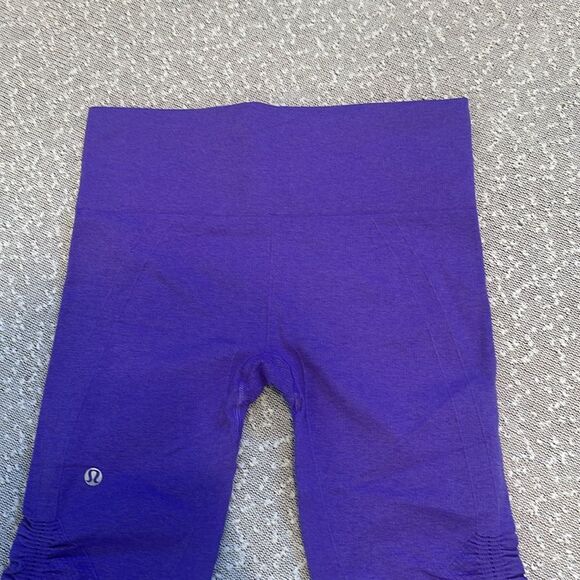 Lululemon In The Flow Crop Leggings Power Purple SIZE 6 - Picture 3 of 9
